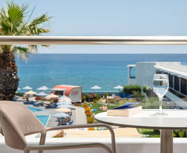 PRL Lifestyle Junior Suite Sea View 18 (1)