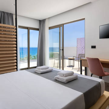 PRL Double Panoramic Sea View 1