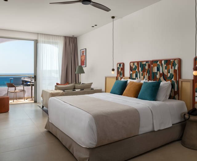 PRL Lifestyle Junior Suite Sea View 1 (1)