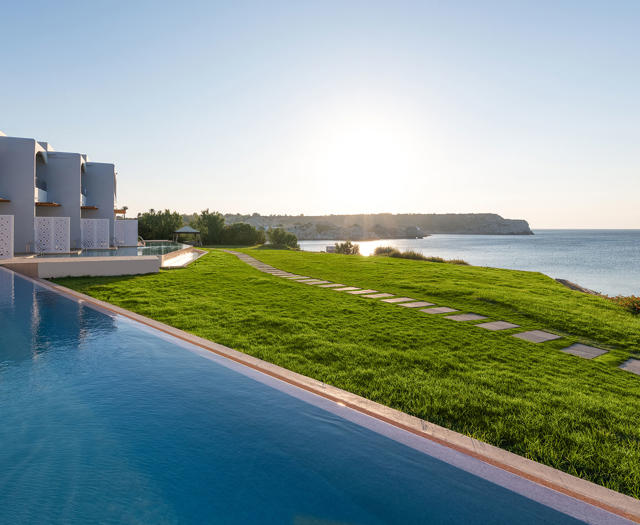 Paralos Rodos Lifestyle